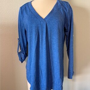 Chic Long‎ Sleeve V-Neck Top in Blue